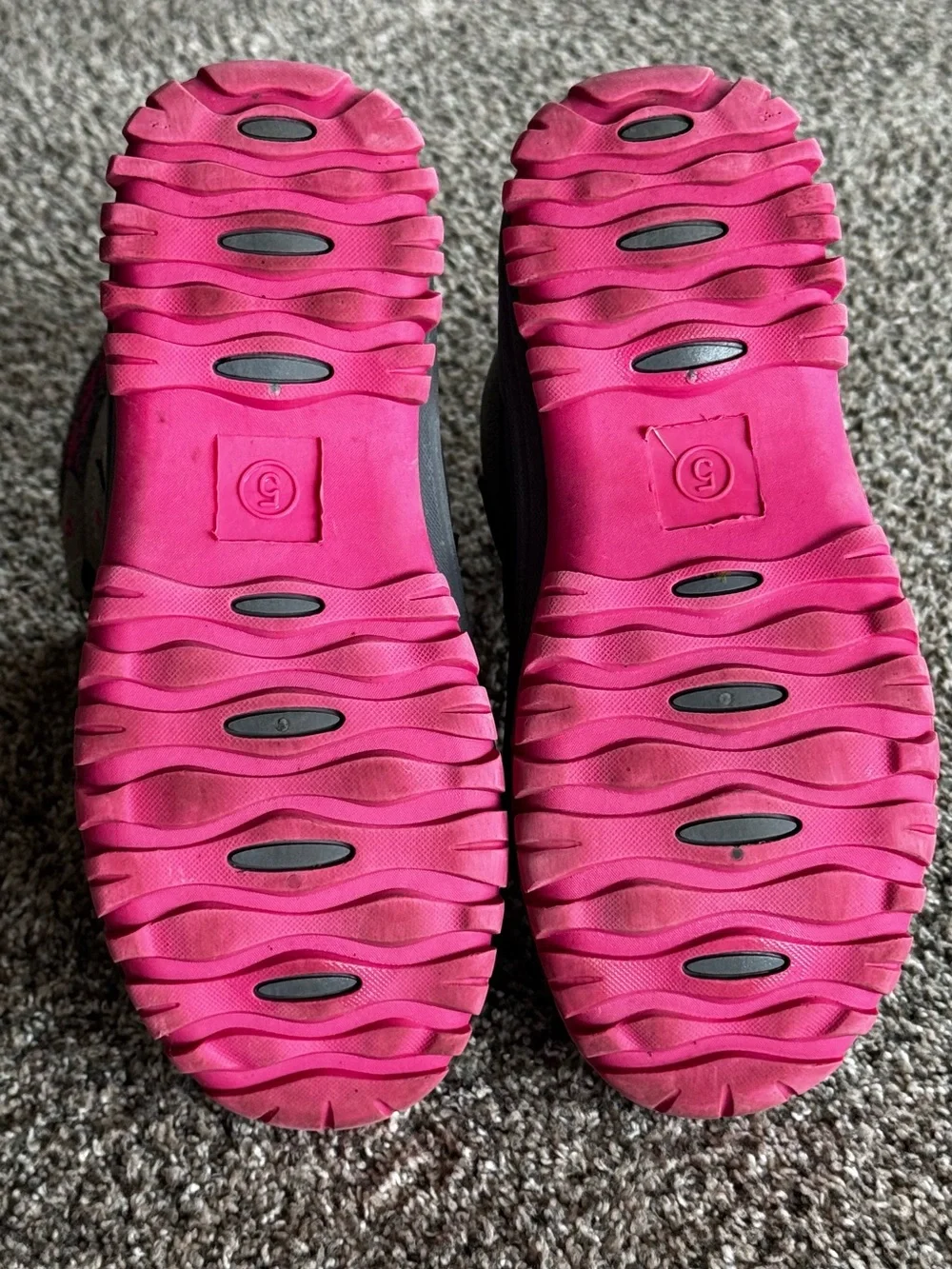 Bass Pro Shops Lucerne Insulated Pac Boots for Girls - Grey/Pink - Size 5